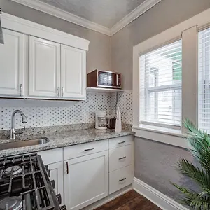  Apartment Modern Westshore United States